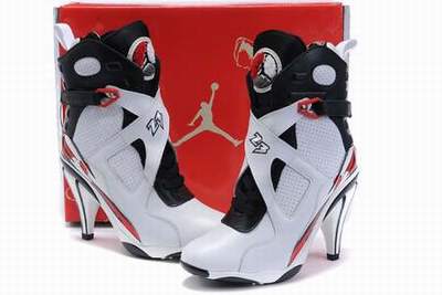 chaussure nike a talon aiguille